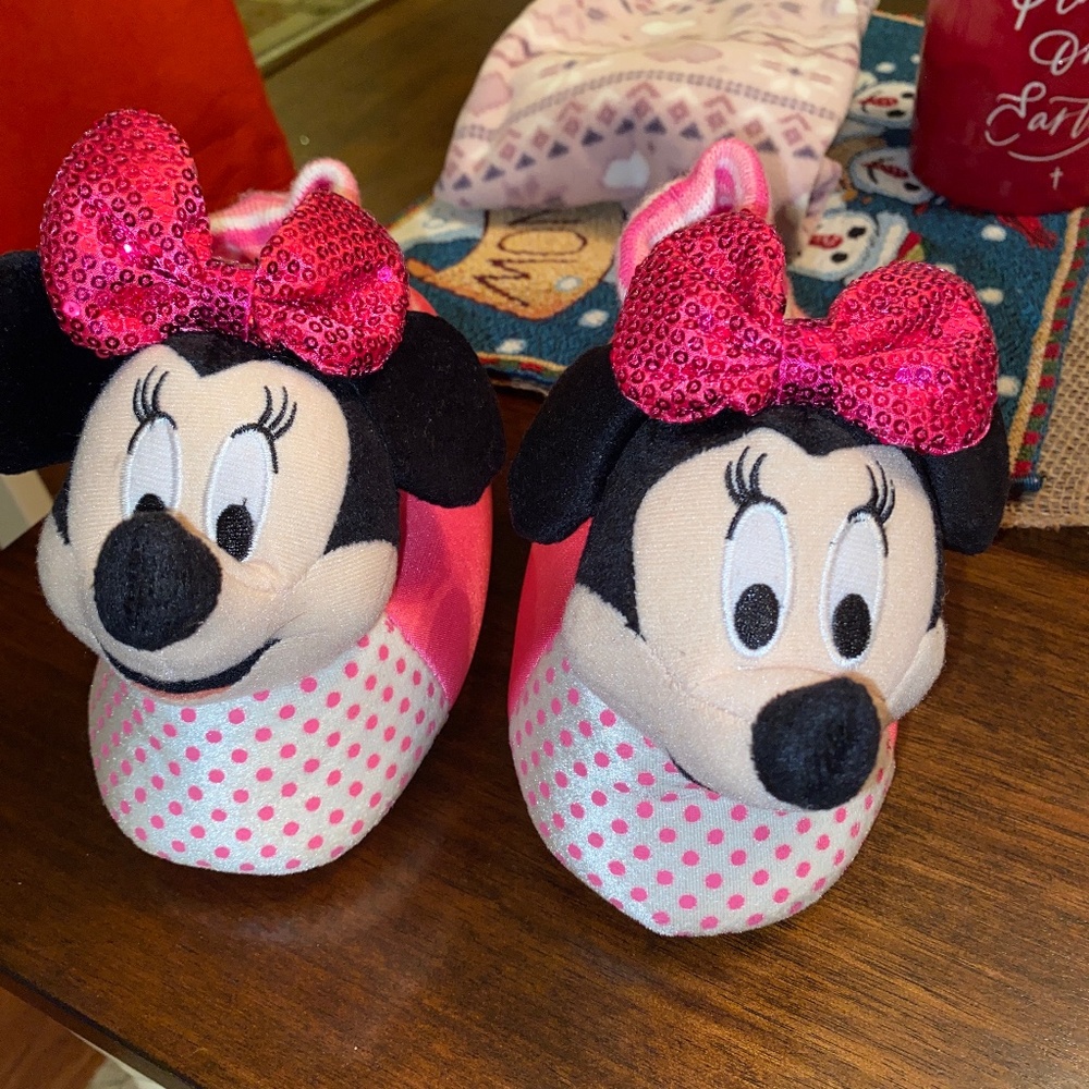 Girls slippers